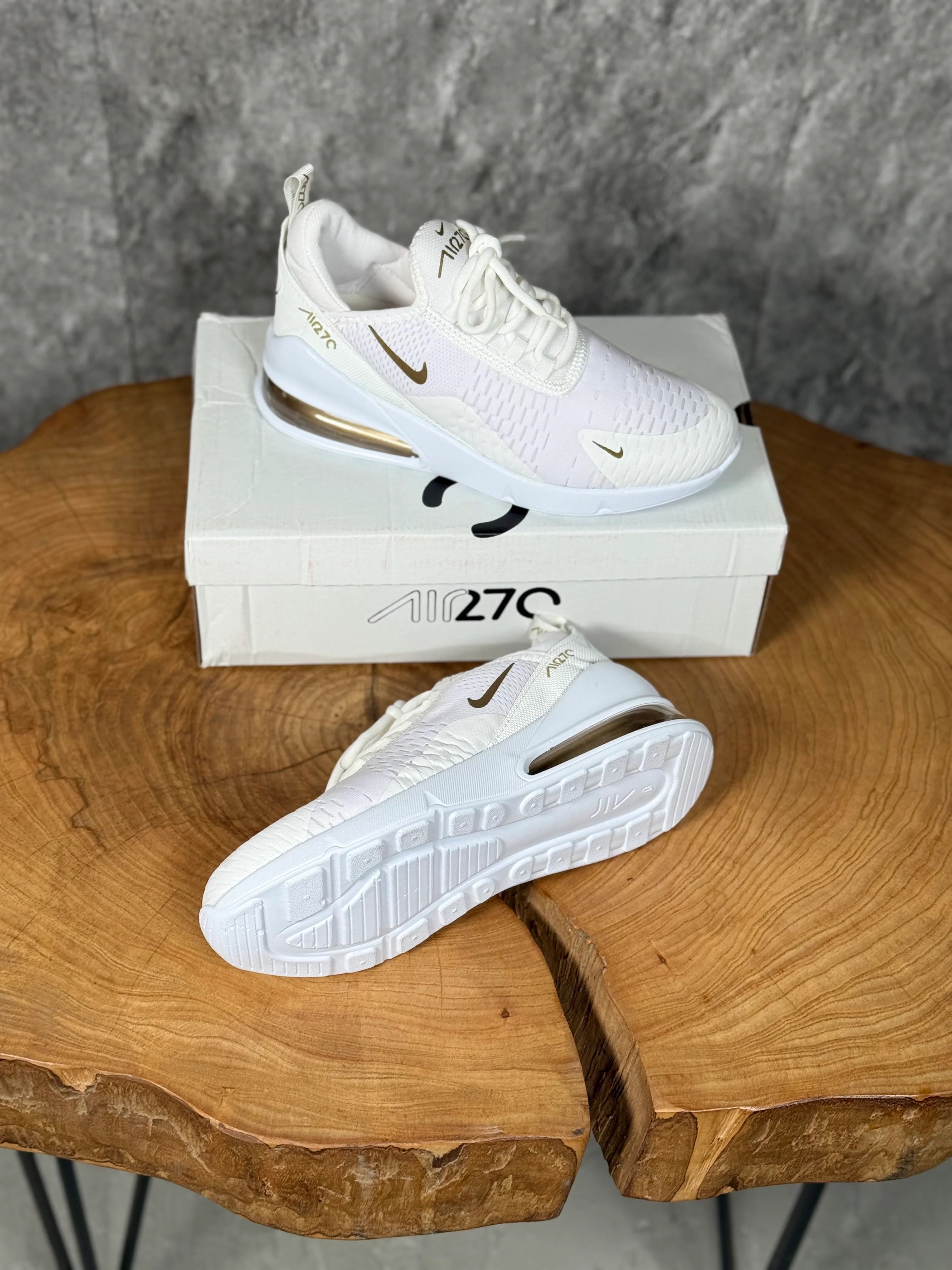 NIKE 270 MODELİ