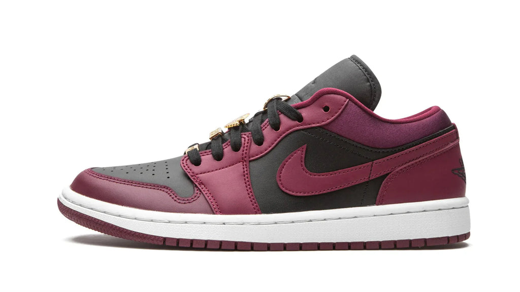 AIR JORDAN 1 LO SE WMNS Beetroot