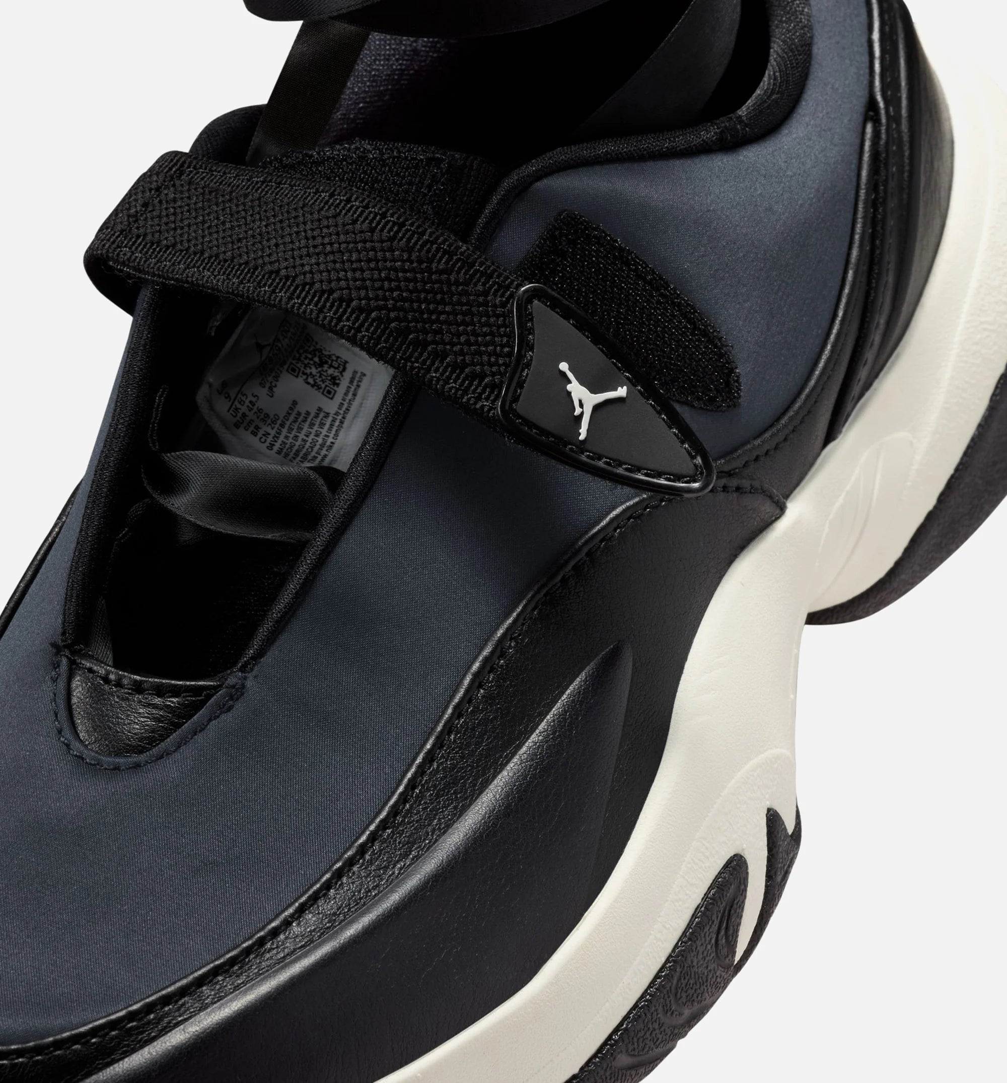 Air Jordan Pointe Womens Lifestyle Shoe Black Sail