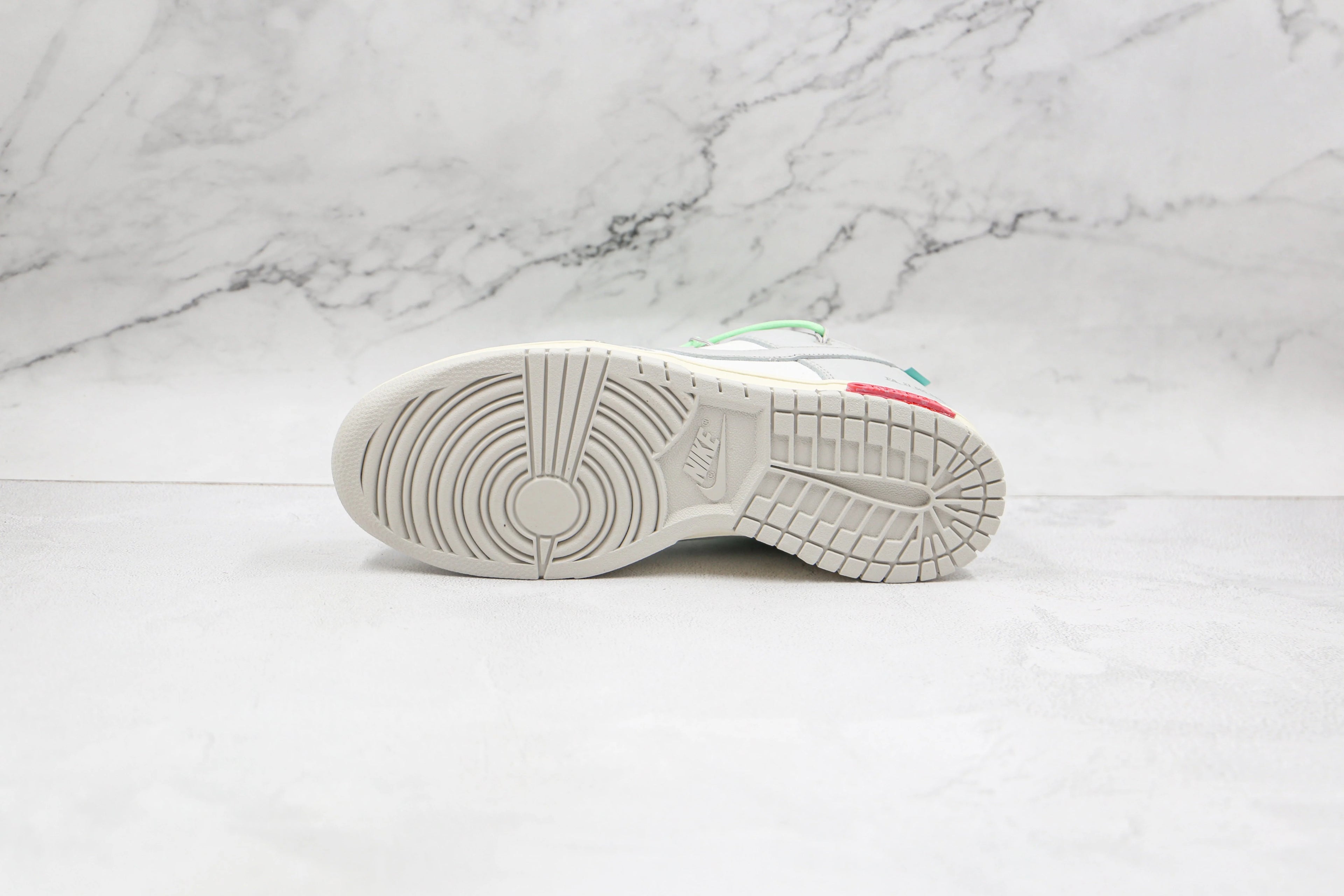 Nike Dunk Low Off White Lot 07