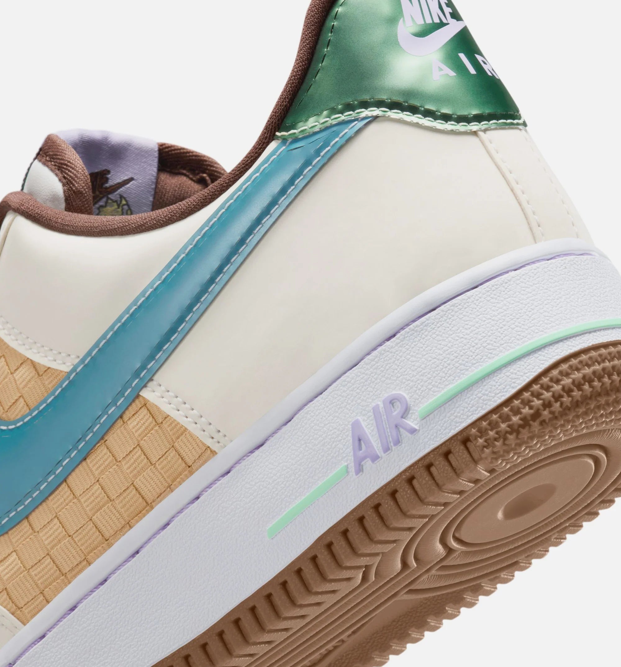 Air Force 1 Retro Sesame and White Mens Lifestyle Shoe Summit White Glacier Blue Mint Foam