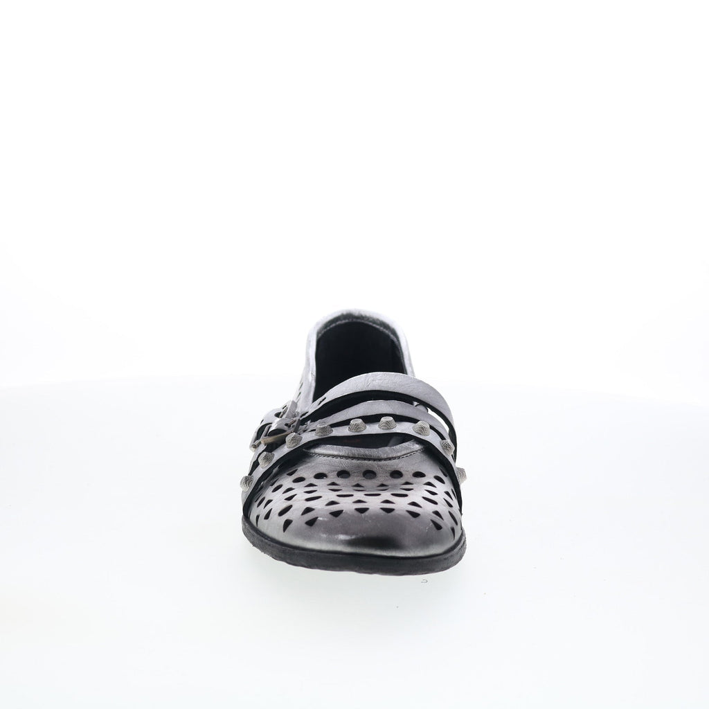 Jett Womens Silver Leather Hook & Loop Loafer Flats Shoes