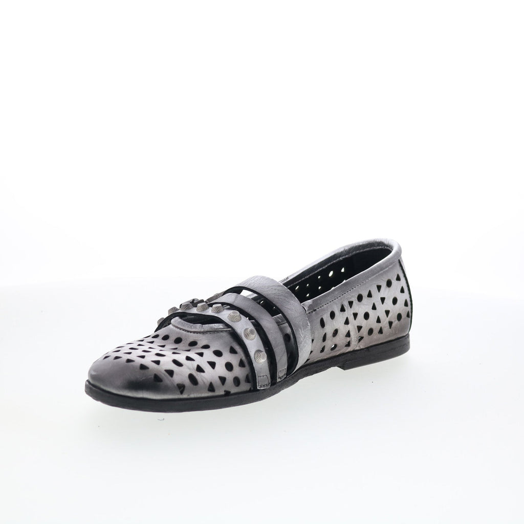 Jett Womens Silver Leather Hook & Loop Loafer Flats Shoes
