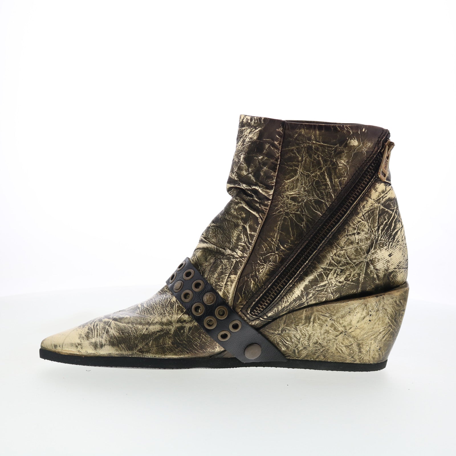 Maxie Womens Gold Leather Zipper Ankle & Booties Boots