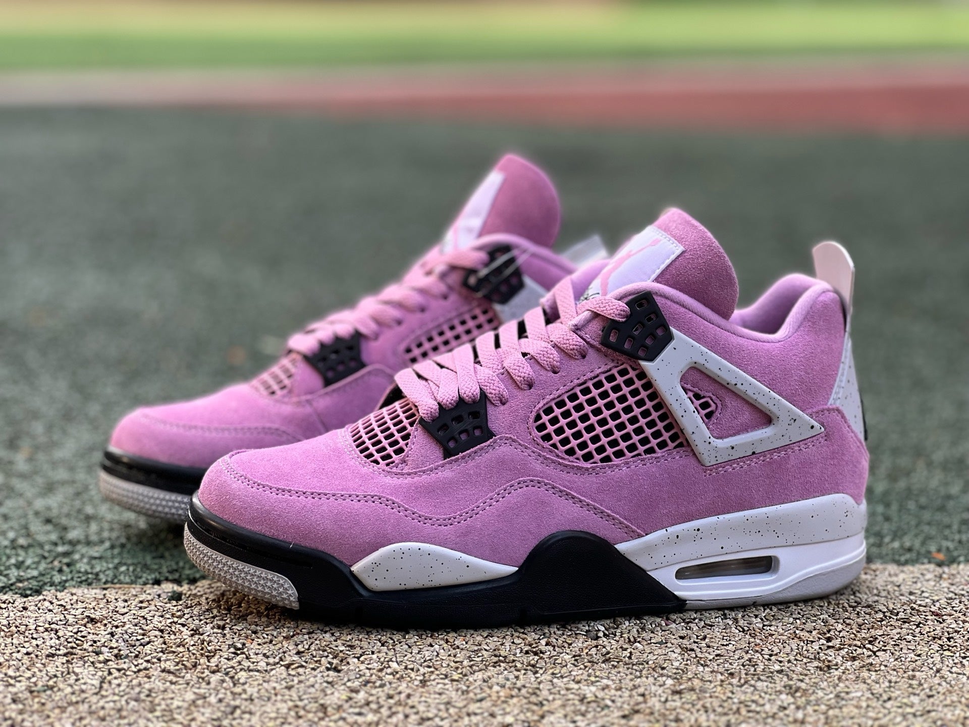 4 Retro Orchid (Women's)