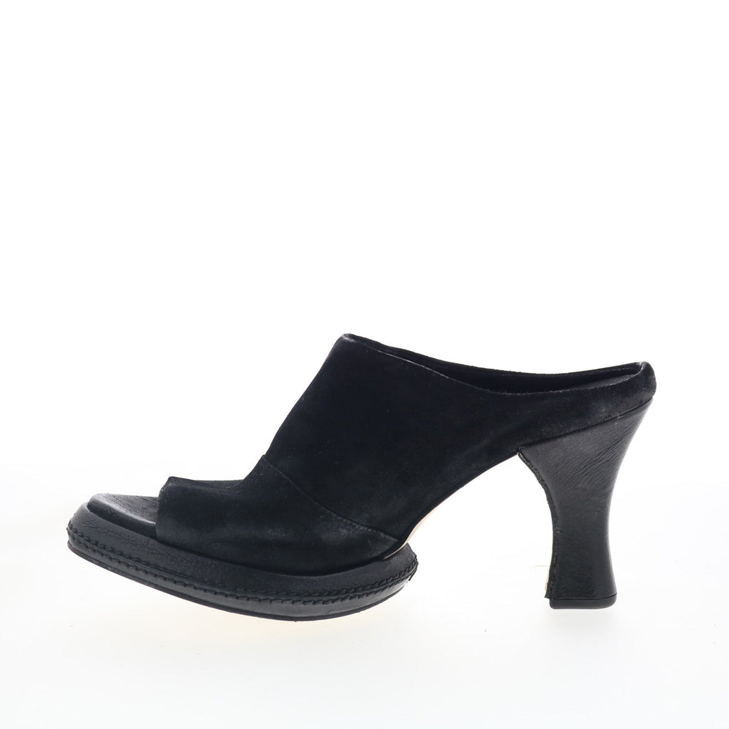 Vannie Womens Black Suede Slip On Heeled Sandals Shoes